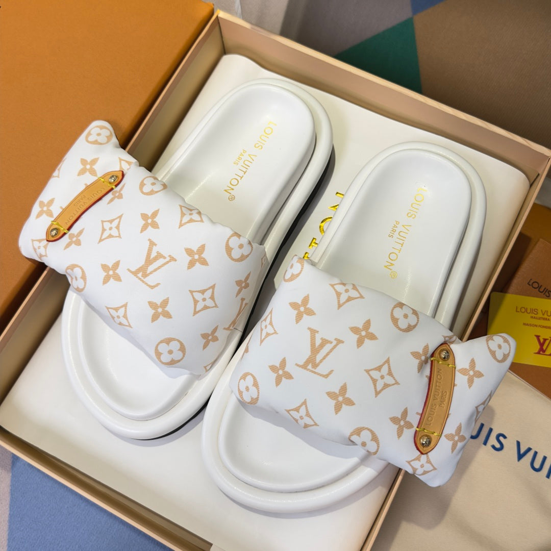 260526 New high-quality, new color combination Velcro platform sandals