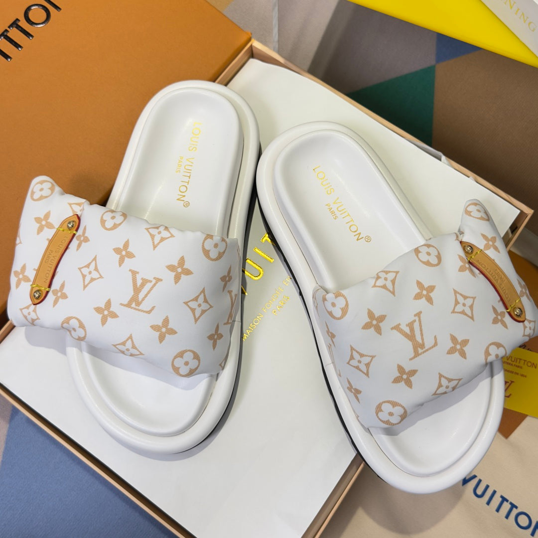 260526 New high-quality, new color combination Velcro platform sandals