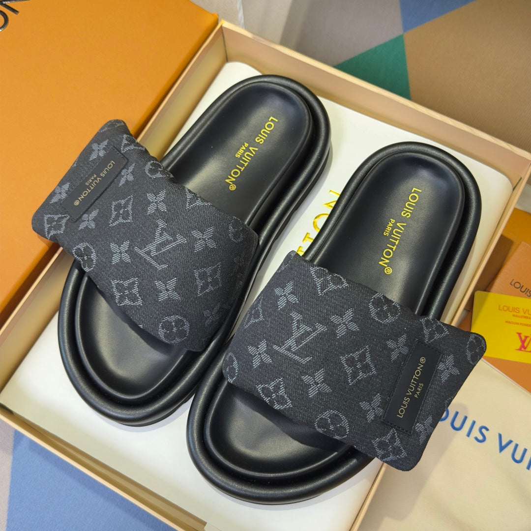 260526 New high-quality, new color combination Velcro platform sandals
