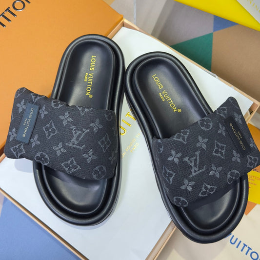 260526 New high-quality, new color combination Velcro platform sandals