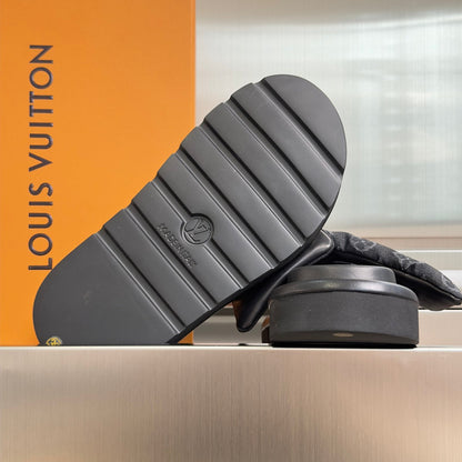 260526 New high-quality, new color combination Velcro platform sandals