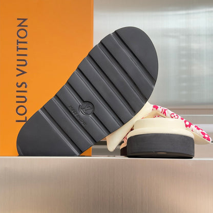 260526 New high-quality, new color combination Velcro platform sandals