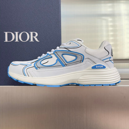 260526 New high-quality shoes in a classic design with a new color scheme