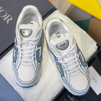 260526 New high-quality shoes in a classic design with a new color scheme