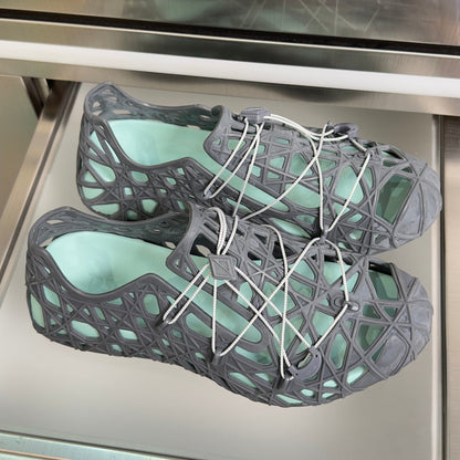 260526 New high-quality summer vine-patterned breathable mesh slippers