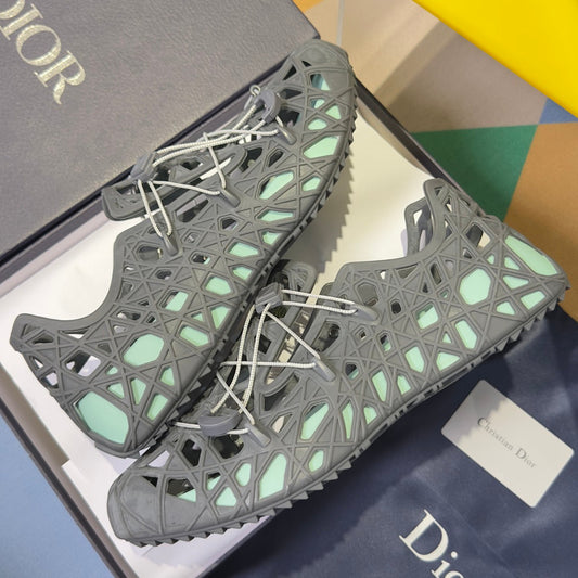 260526 New high-quality summer vine-patterned breathable mesh slippers