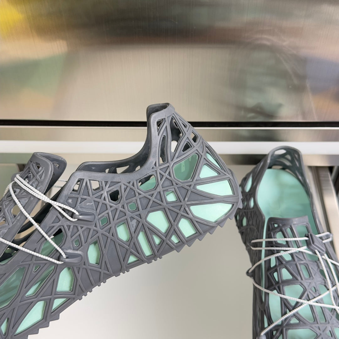 260526 New high-quality summer vine-patterned breathable mesh slippers