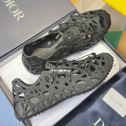 260526 New high-quality summer vine-patterned breathable mesh slippers