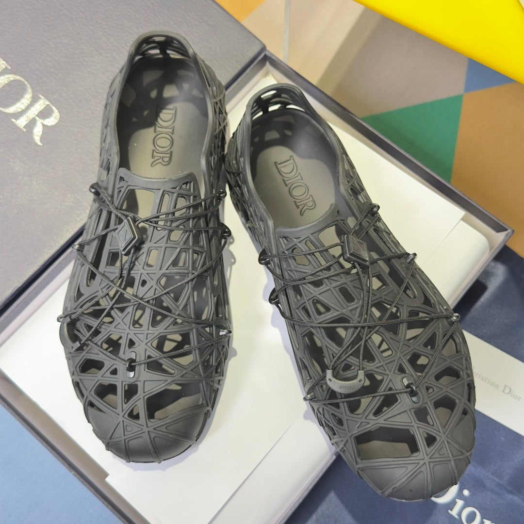 260526 New high-quality summer vine-patterned breathable mesh slippers