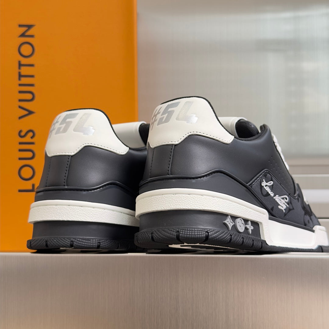 260526 New high-quality fashionable casual sneakers