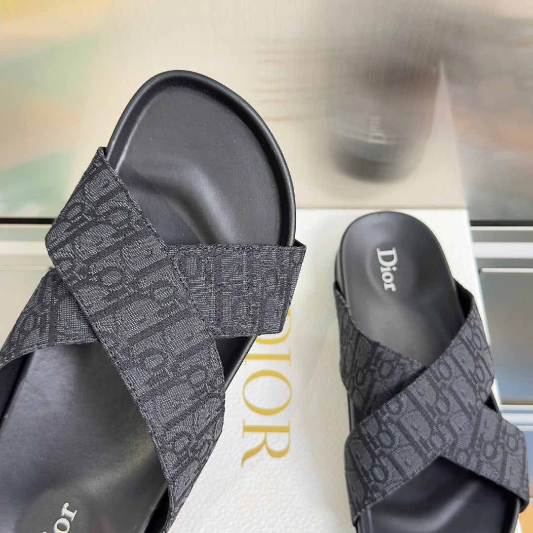 260526 New high-quality summer fashion cross-bottomed slip-on sandals