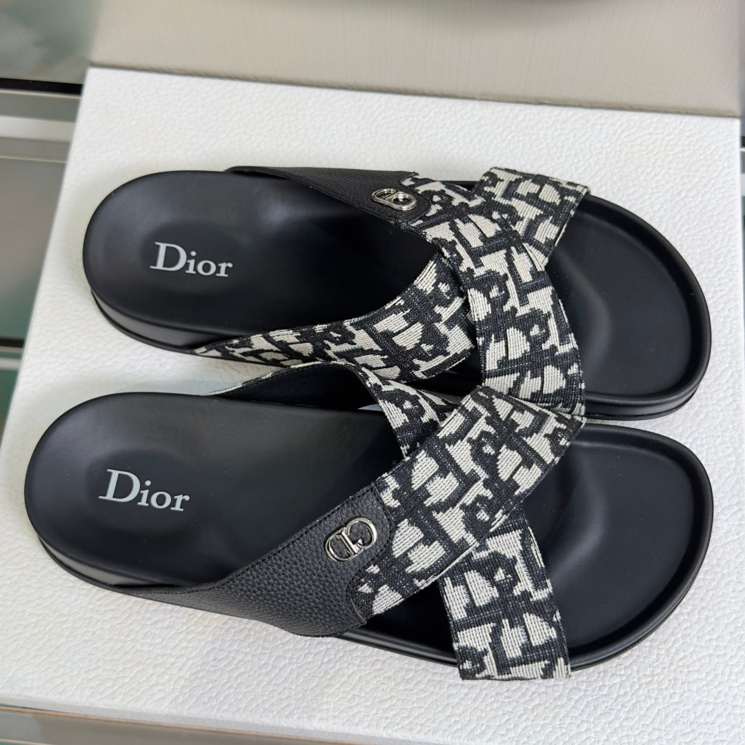 260526 New high-quality summer fashion cross-bottomed slip-on sandals