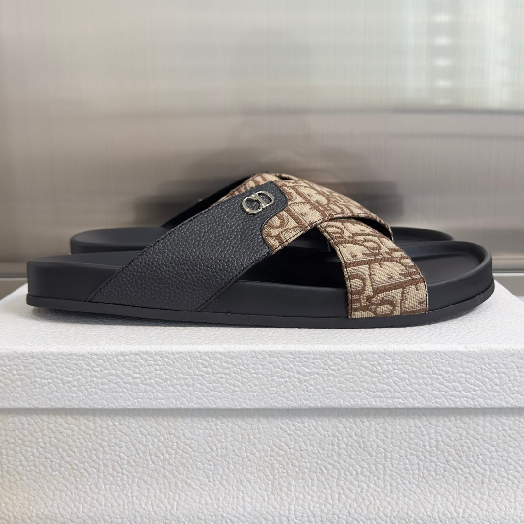 260526 New high-quality summer fashion cross-bottomed slip-on sandals