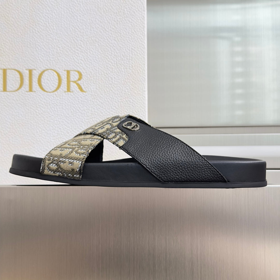 260526 New high-quality summer fashion cross-bottomed slip-on sandals
