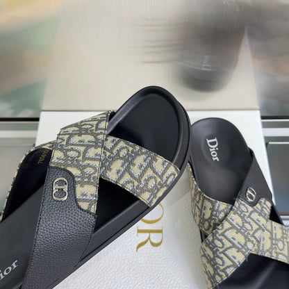 260526 New high-quality summer fashion cross-bottomed slip-on sandals