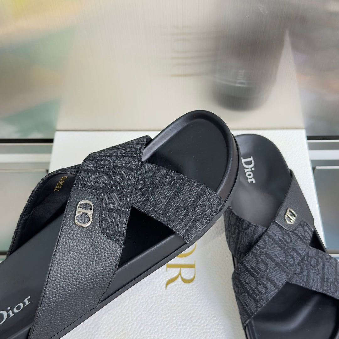 260526 New high-quality summer fashion cross-bottomed slip-on sandals