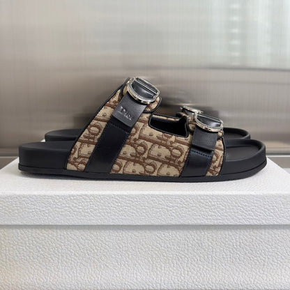 260526 New high-quality summer thick-soled double-buckle flat beach slippers