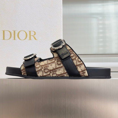 260526 New high-quality summer thick-soled double-buckle flat beach slippers