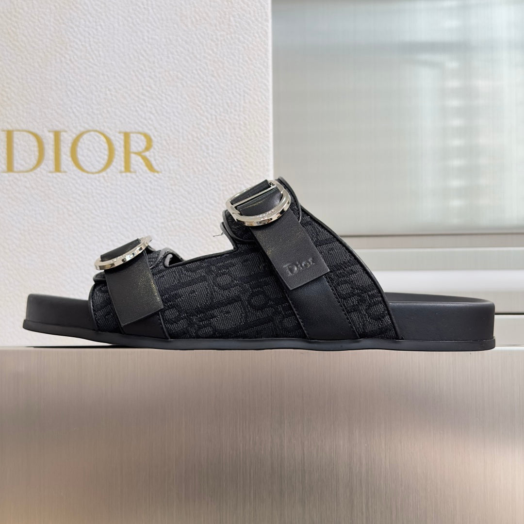 260526 New high-quality summer thick-soled double-buckle flat beach slippers