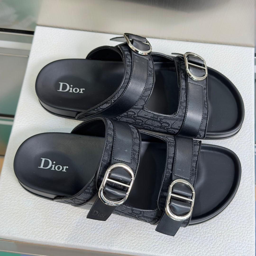 260526 New high-quality summer thick-soled double-buckle flat beach slippers