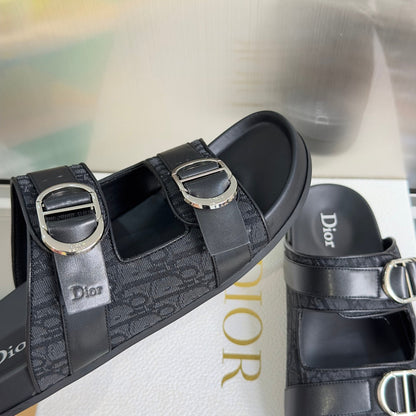 260526 New high-quality summer thick-soled double-buckle flat beach slippers