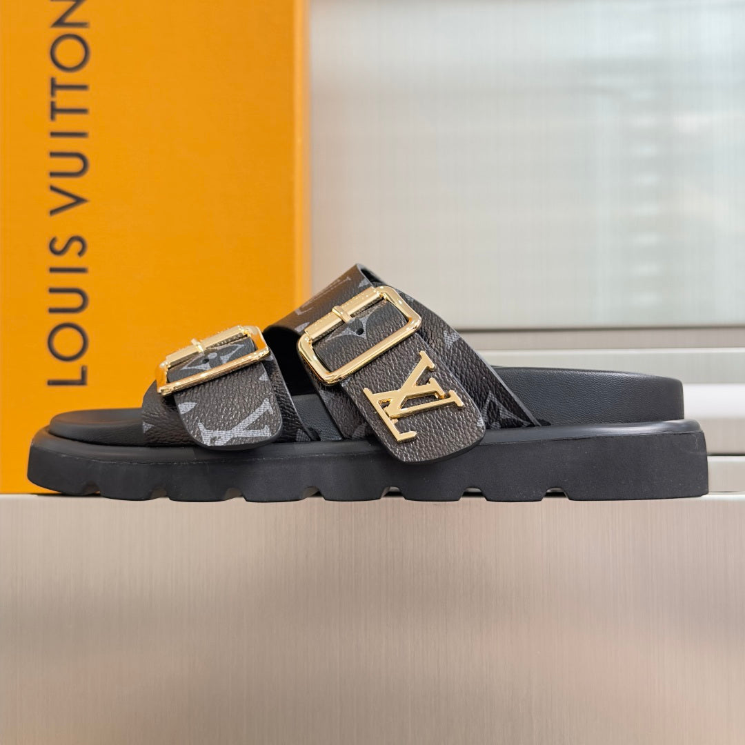 260526 New high-quality summer thick-soled double-buckle flat beach slippers