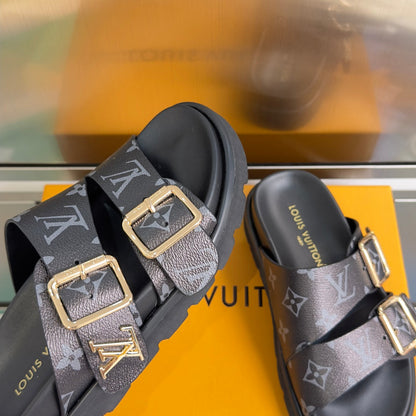 260526 New high-quality summer thick-soled double-buckle flat beach slippers