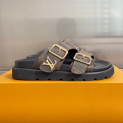 260526 New high-quality summer thick-soled double-buckle flat beach slippers
