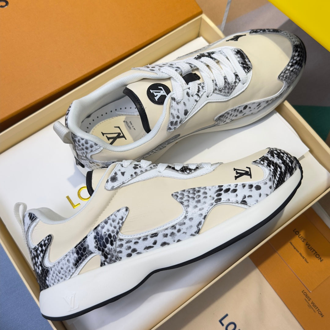 260602 New high-quality thick-soled canvas casual sports shoes