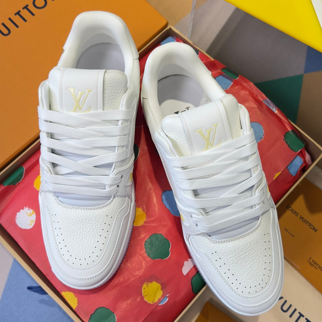 260602 New high-quality thick-soled embroidered canvas casual sports shoes