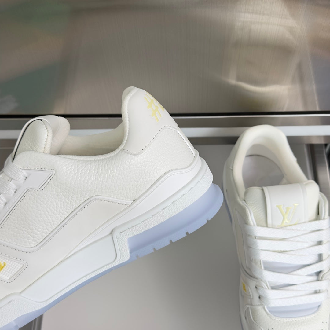 260602 New high-quality thick-soled embroidered canvas casual sports shoes