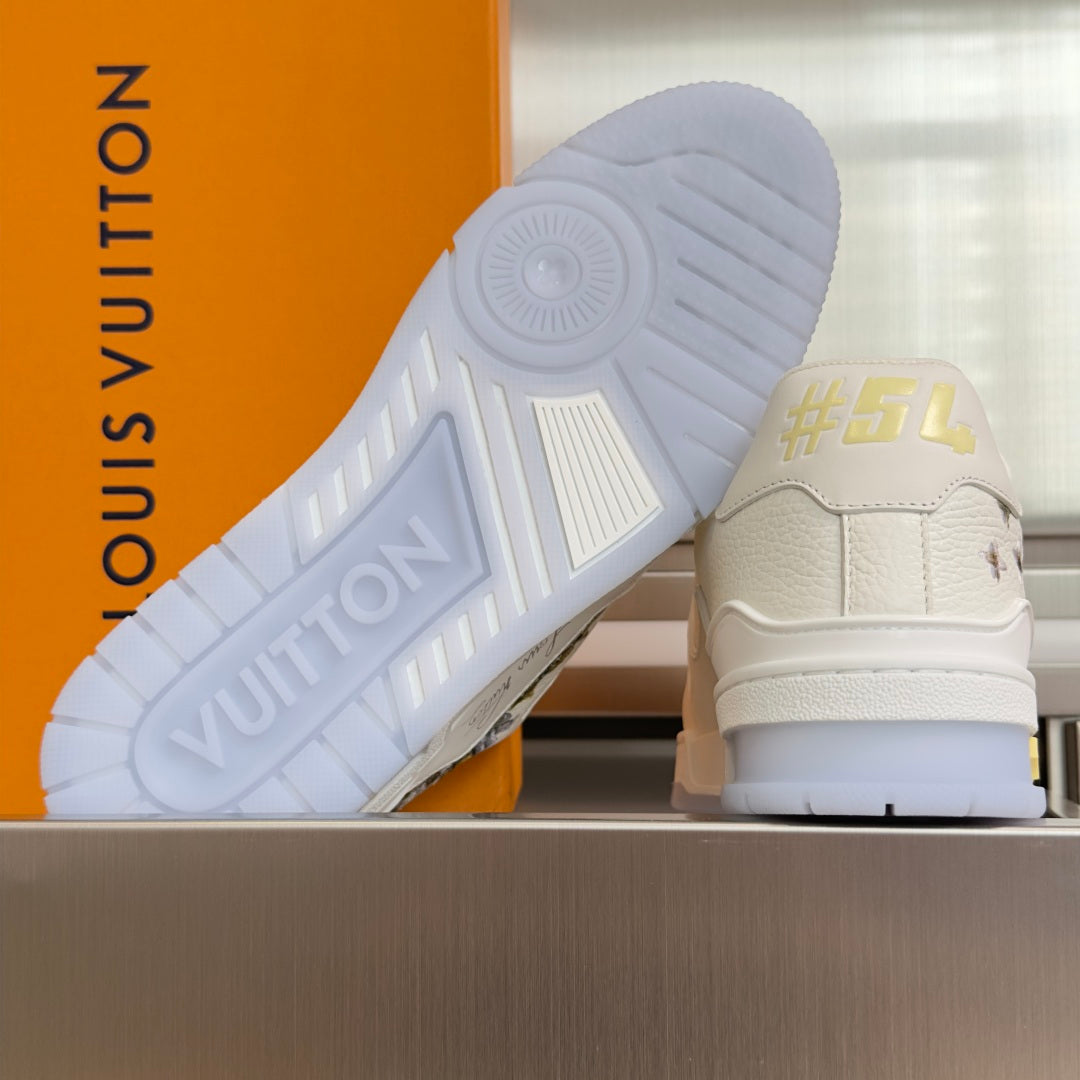 260602 New high-quality thick-soled embroidered canvas casual sports shoes