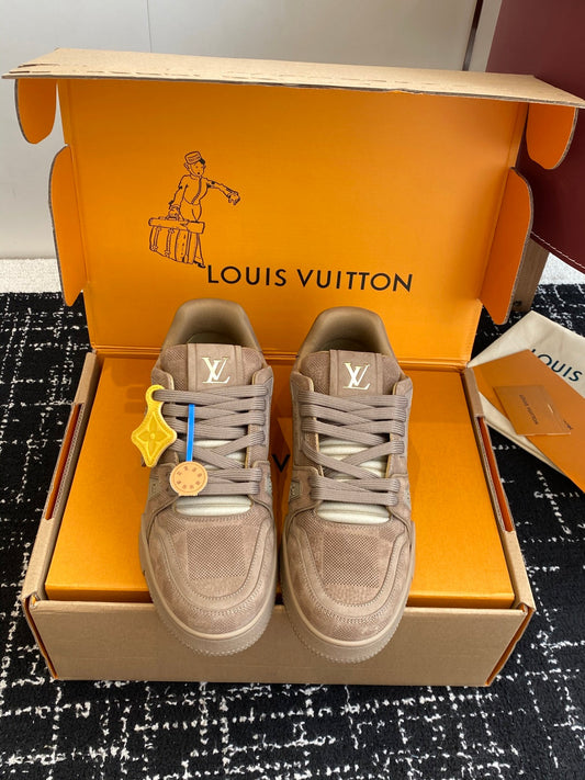 260602 New high-quality genuine leather distressed versatile and fashionable sneakers