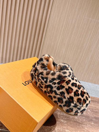 260602 New high-quality velvet cowhide leopard-print warm and cute casual shoes