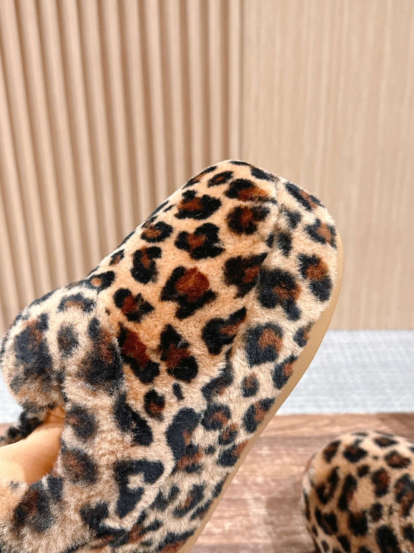 260602 New high-quality velvet cowhide leopard-print warm and cute casual shoes