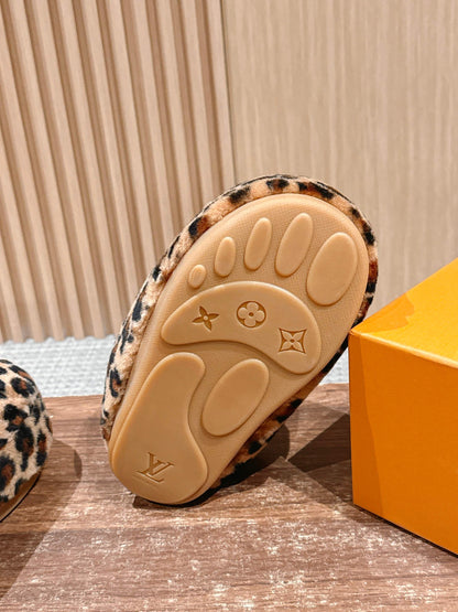 260602 New high-quality velvet cowhide leopard-print warm and cute casual shoes