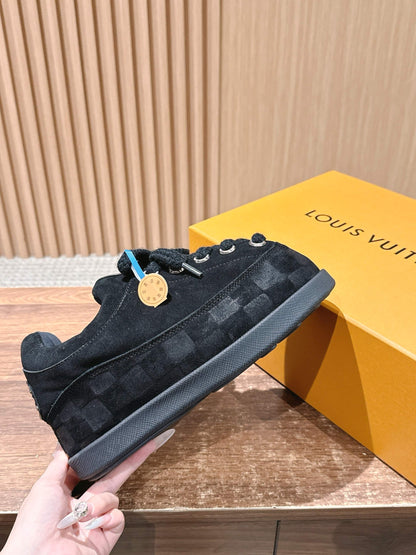 260602 New high-quality plush cowhide warm and cute casual shoes