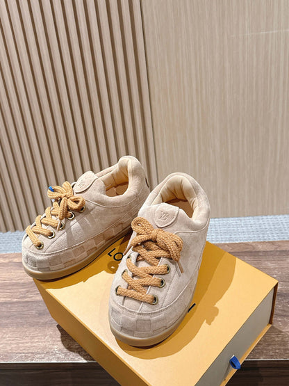 260602 New high-quality plush cowhide warm and cute casual shoes