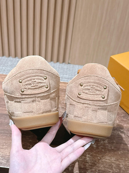 260602 New high-quality plush cowhide warm and cute casual shoes