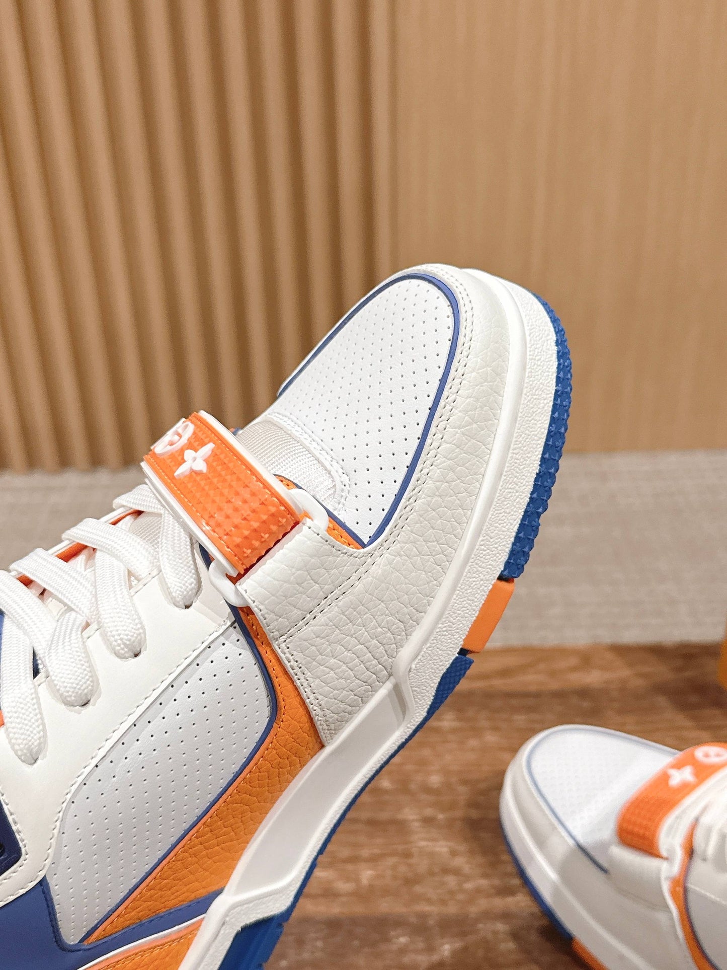 260602 New high-quality new color simple daily wear matching sneakers