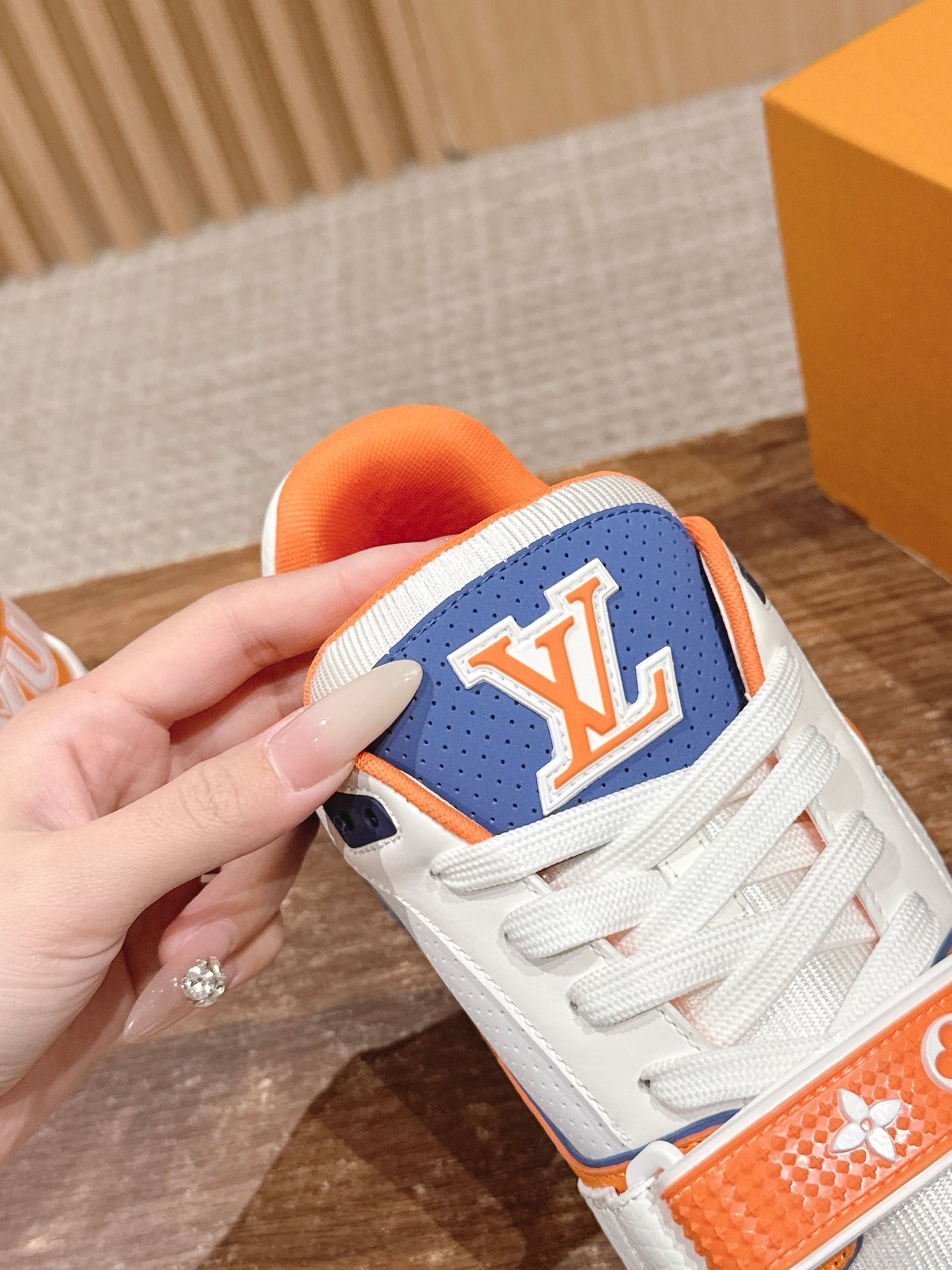 260602 New high-quality new color simple daily wear matching sneakers