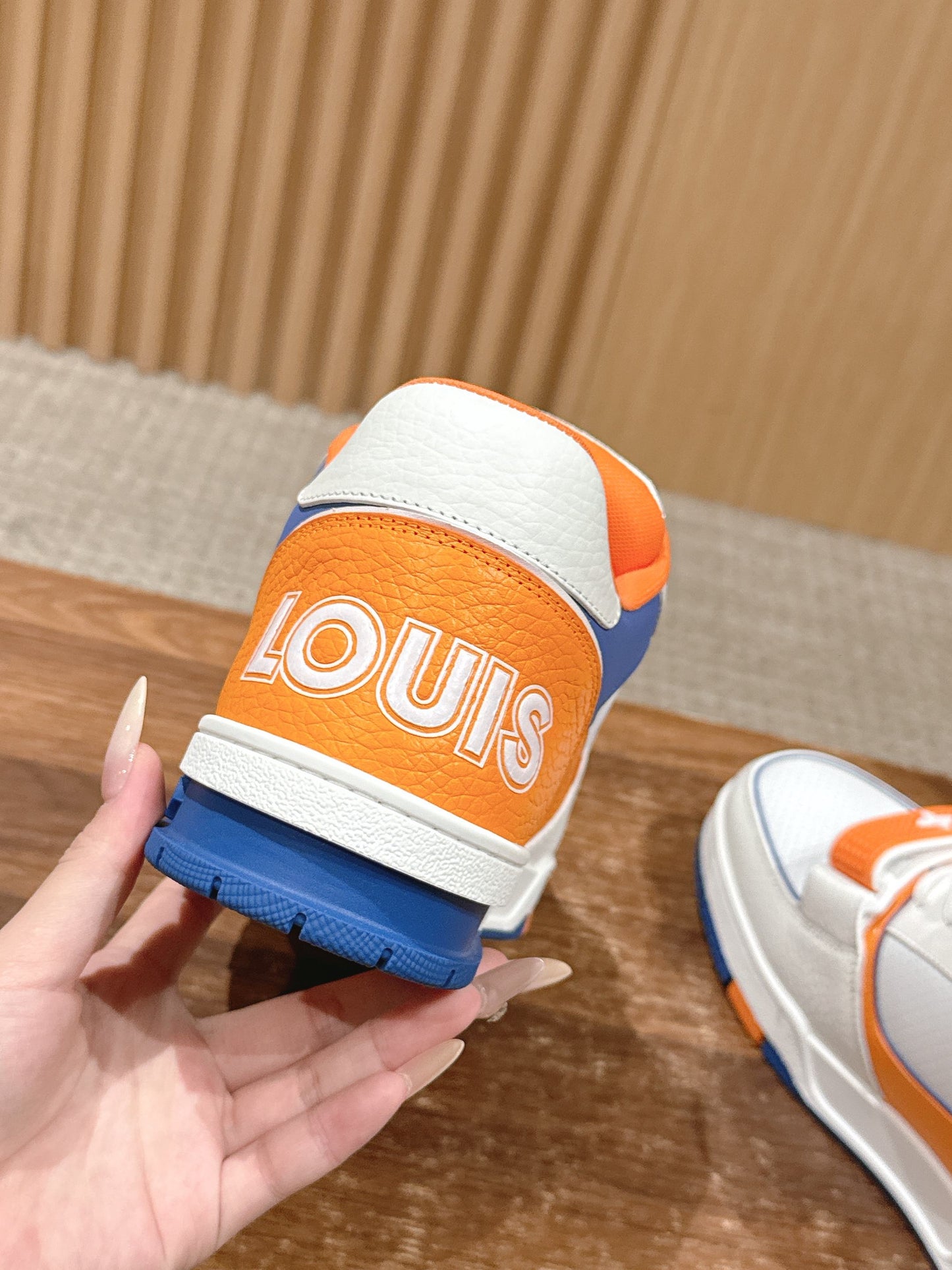 260602 New high-quality new color simple daily wear matching sneakers