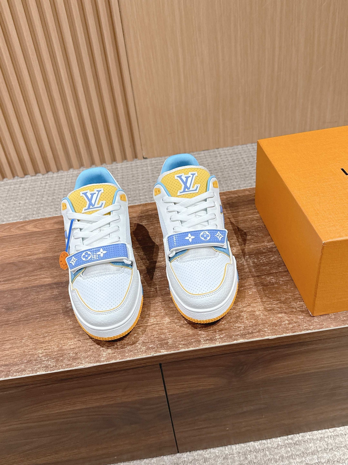 260602 New high-quality new color simple daily wear matching sneakers