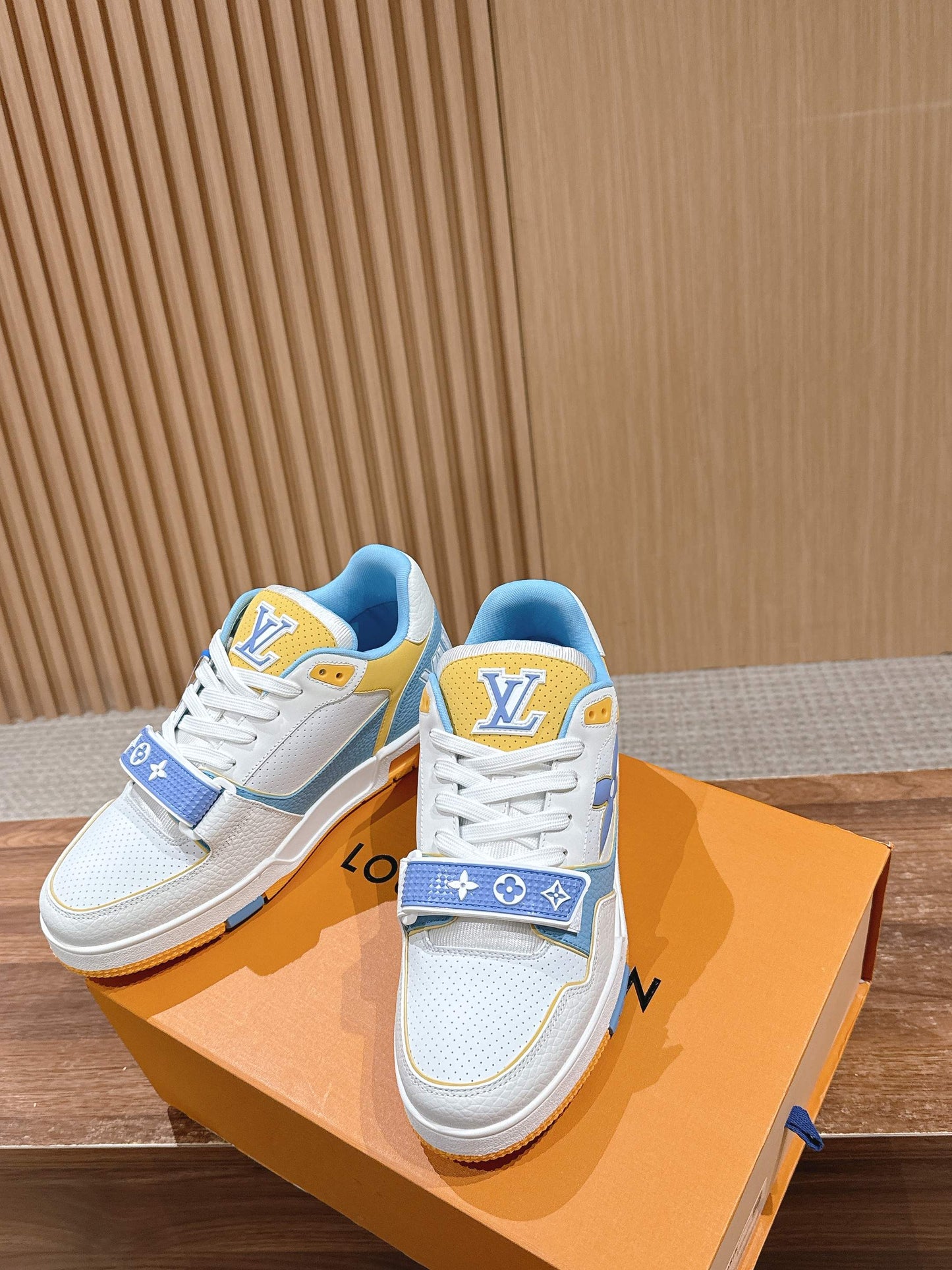 260602 New high-quality new color simple daily wear matching sneakers