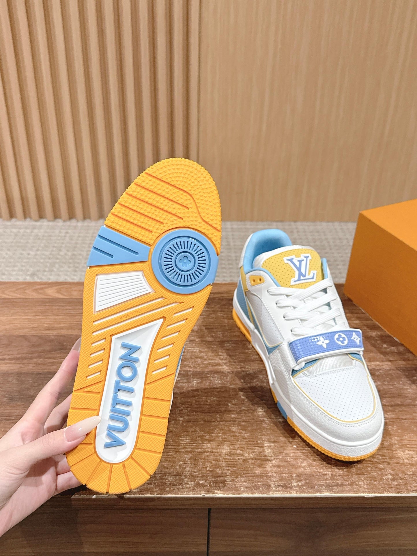 260602 New high-quality new color simple daily wear matching sneakers
