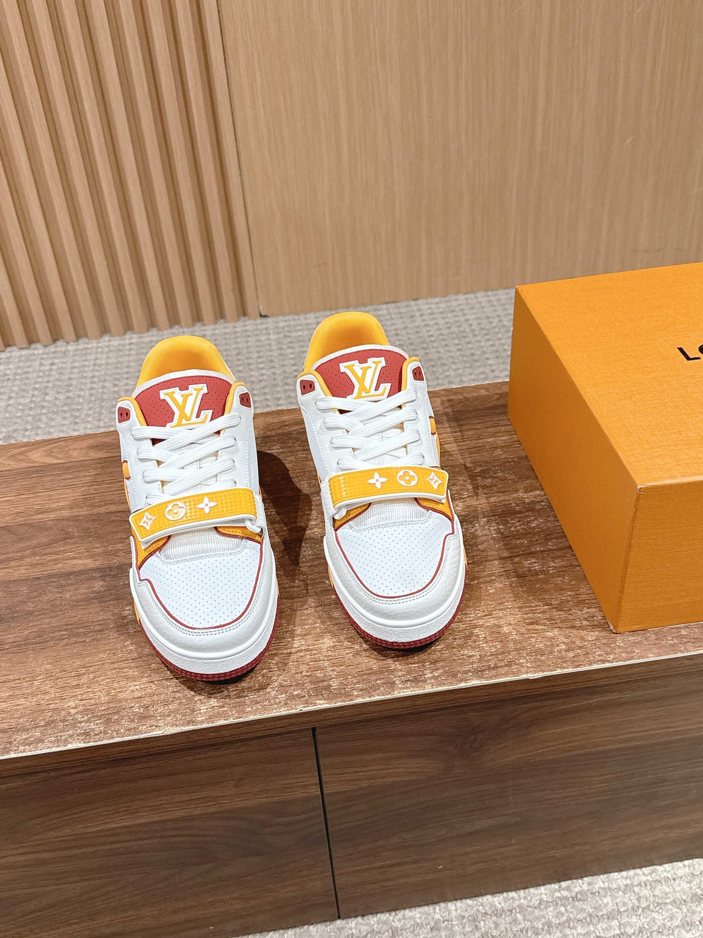 260602 New high-quality new color simple daily wear matching sneakers