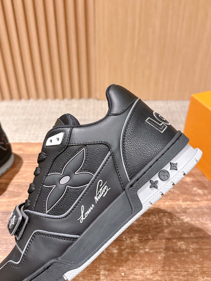 260602 New high-quality new color simple daily wear matching sneakers