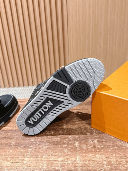 260602 New high-quality new color simple daily wear matching sneakers
