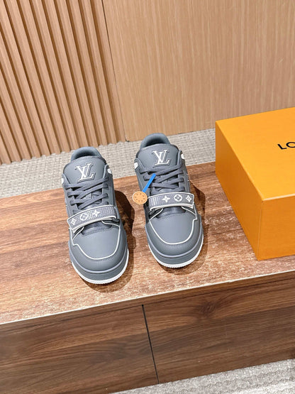 260602 New high-quality new color simple daily wear matching sneakers
