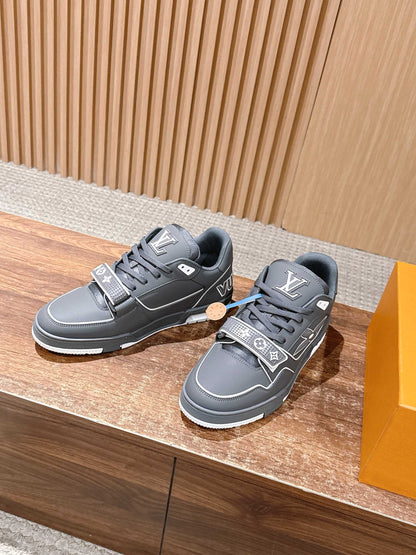 260602 New high-quality new color simple daily wear matching sneakers